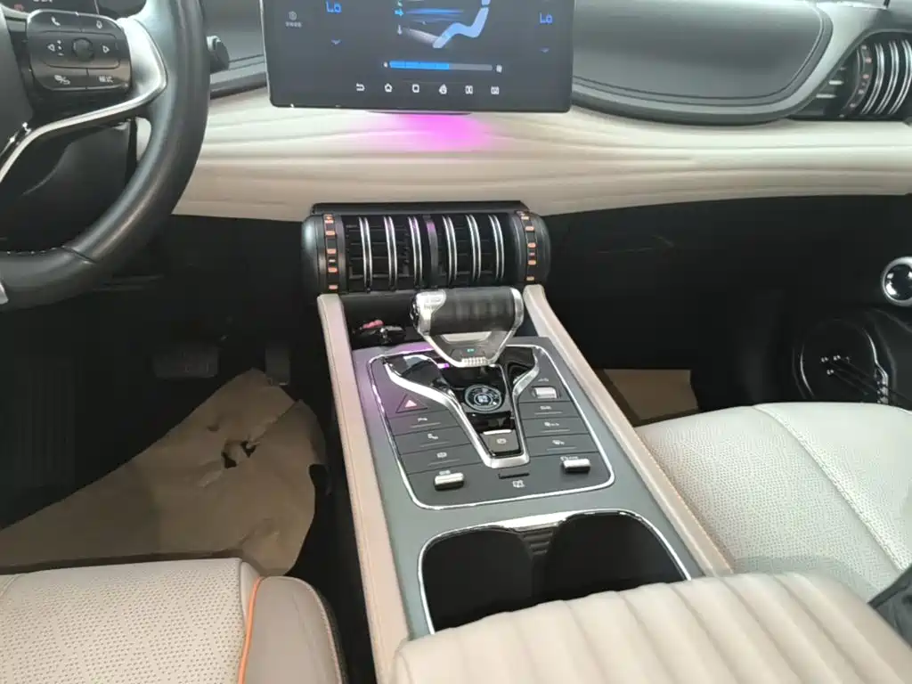BYD Yuan Plus — миниатюра 14