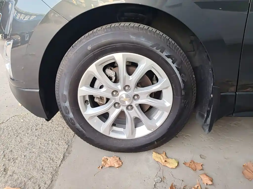 Chevrolet Equinox — миниатюра 23
