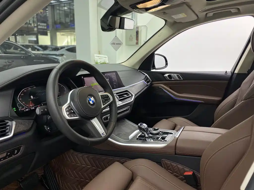 BMW X5 (Import) — миниатюра 13