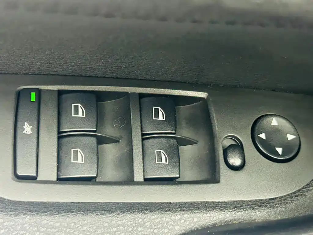 BMW X1 — миниатюра 17