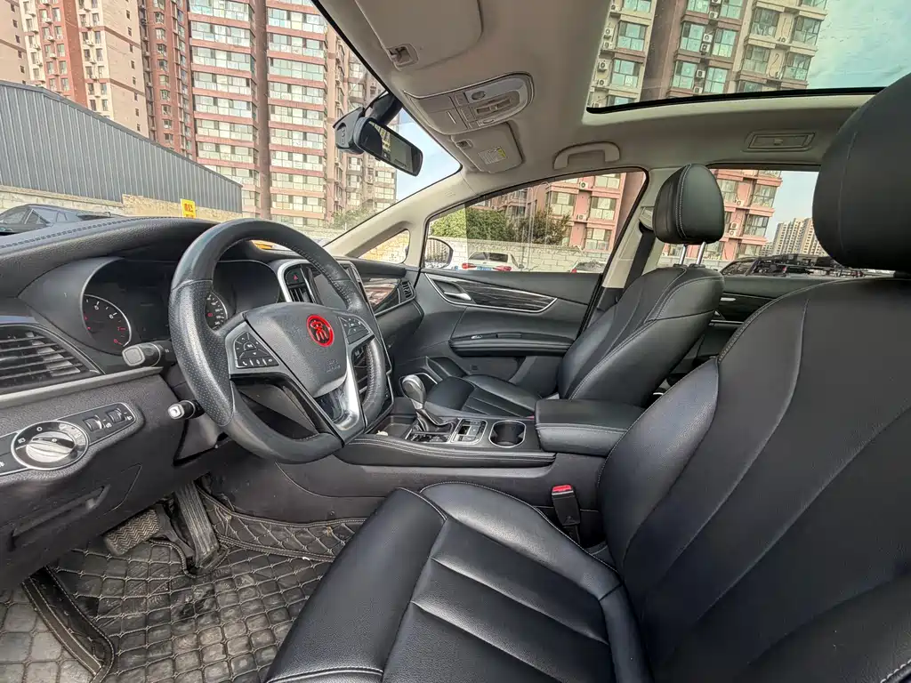 BYD MAX — миниатюра 7