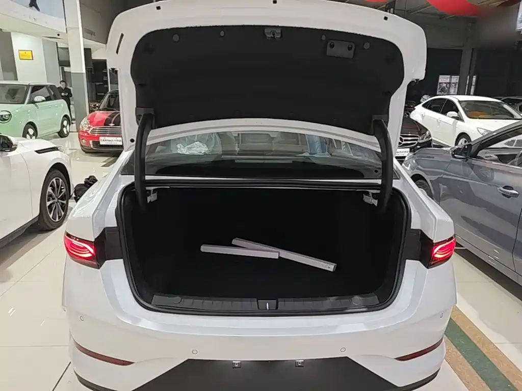 BYD Qin PLUS — миниатюра 19