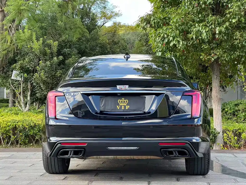 Cadillac CT5 — миниатюра 6