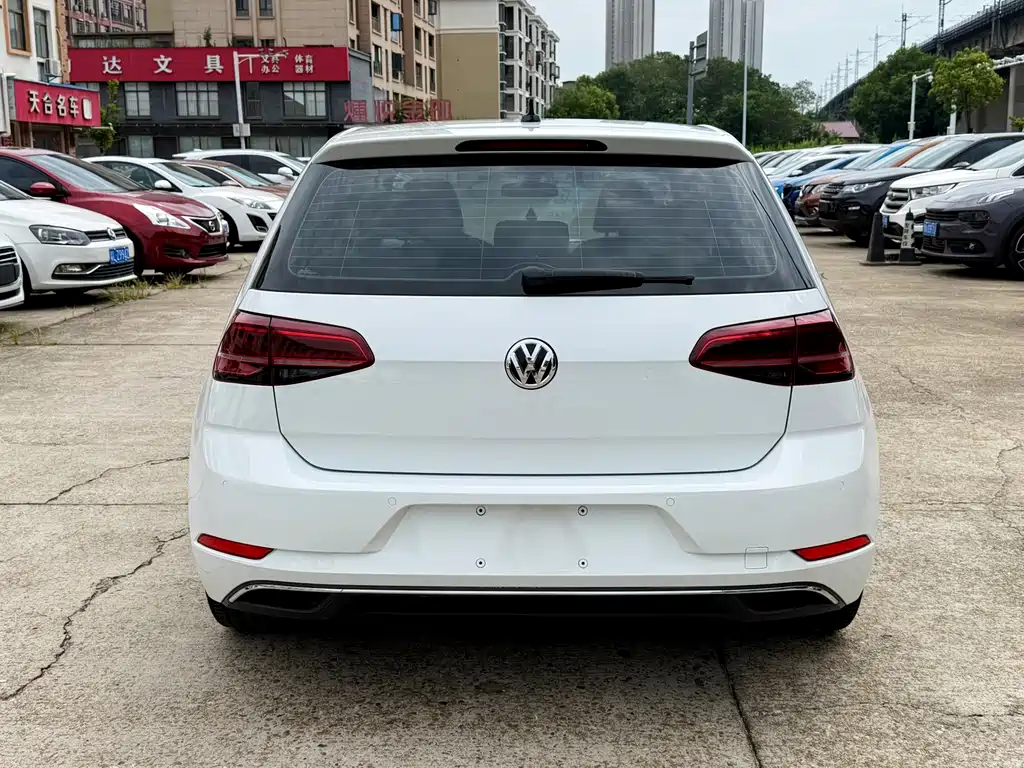Volkswagen Golf — миниатюра 8