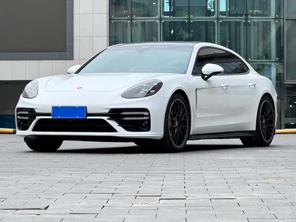 Porsche Panamera — миниатюра 2