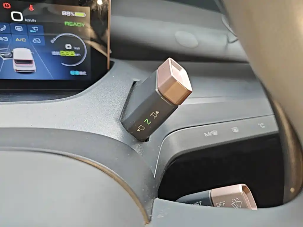 Wuling Nano EV — миниатюра 14