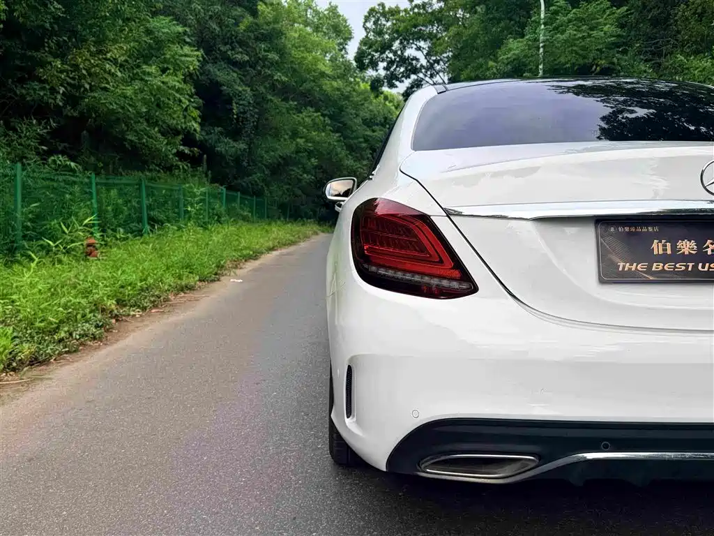 Mercedes-Benz C-Class — миниатюра 5