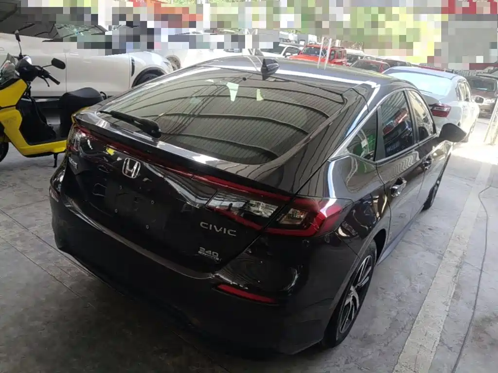Honda Civic — миниатюра 7