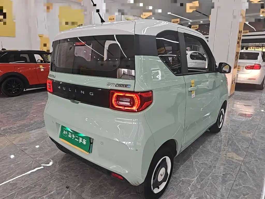 Wuling MINIEV — миниатюра 7