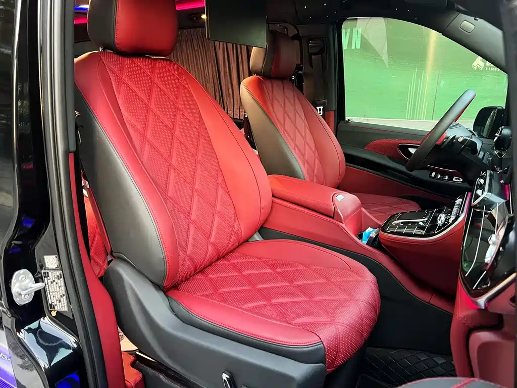 Mercedes-Benz Vito 2020 2.0T 7 мест