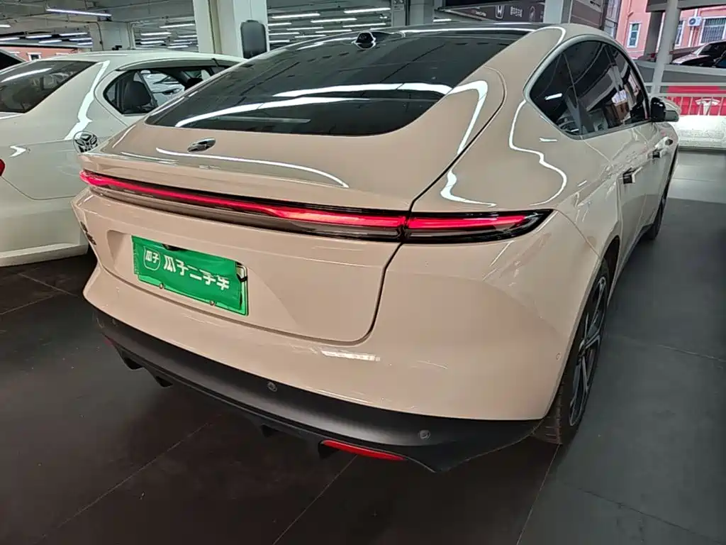 NIO ET5 — миниатюра 7