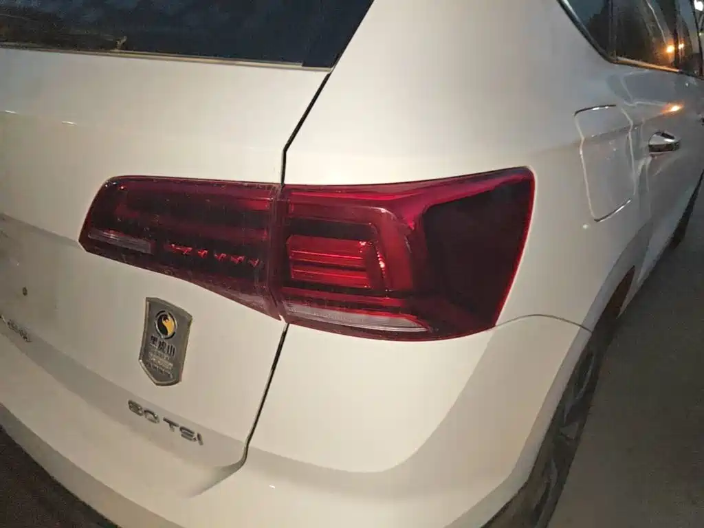 Volkswagen Tharu — миниатюра 8
