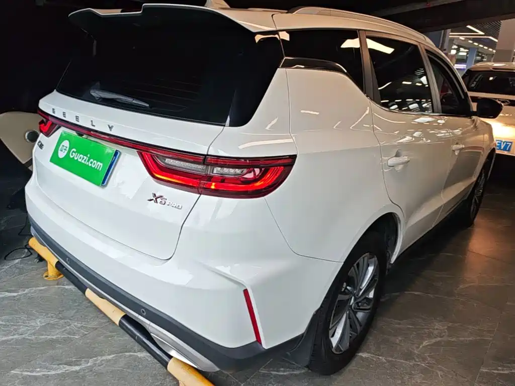Geely Vision X6 — миниатюра 7