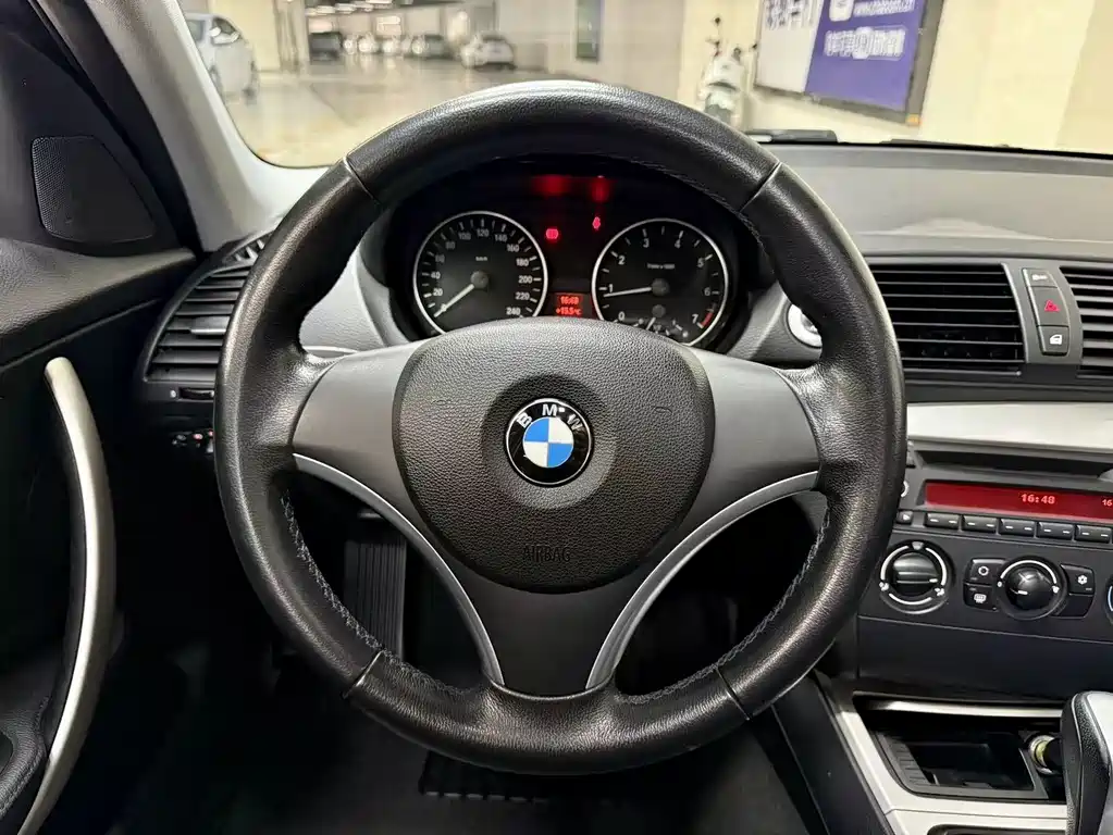 BMW 1 Series (Import) — миниатюра 11