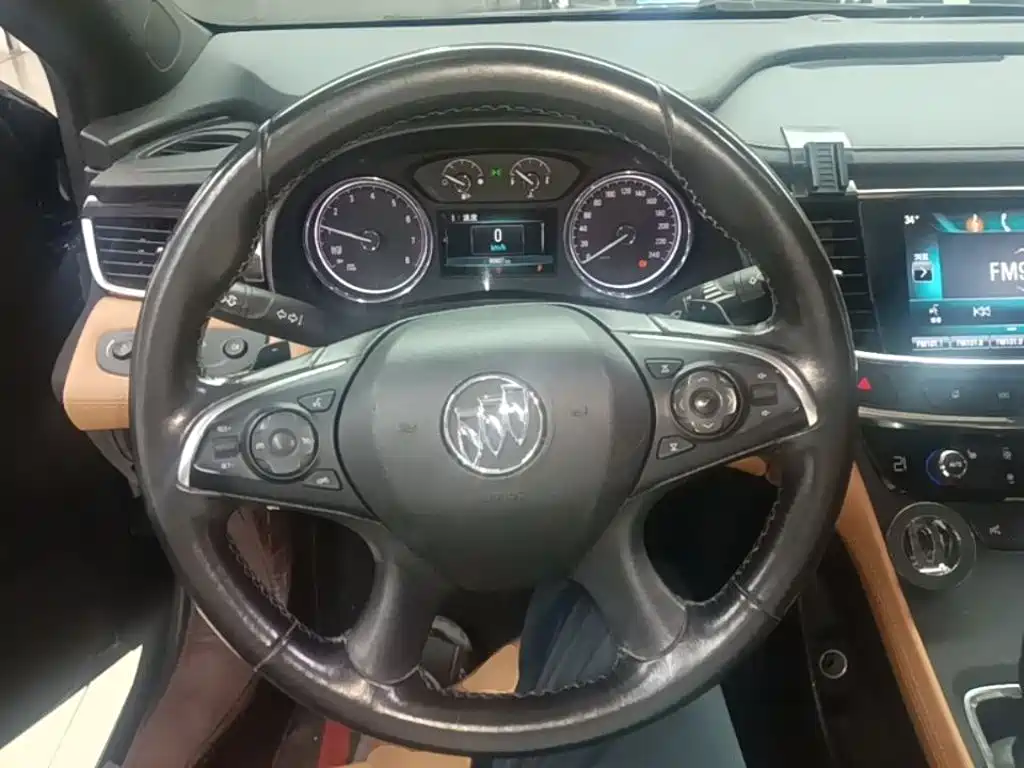 Buick LaCrosse — миниатюра 9
