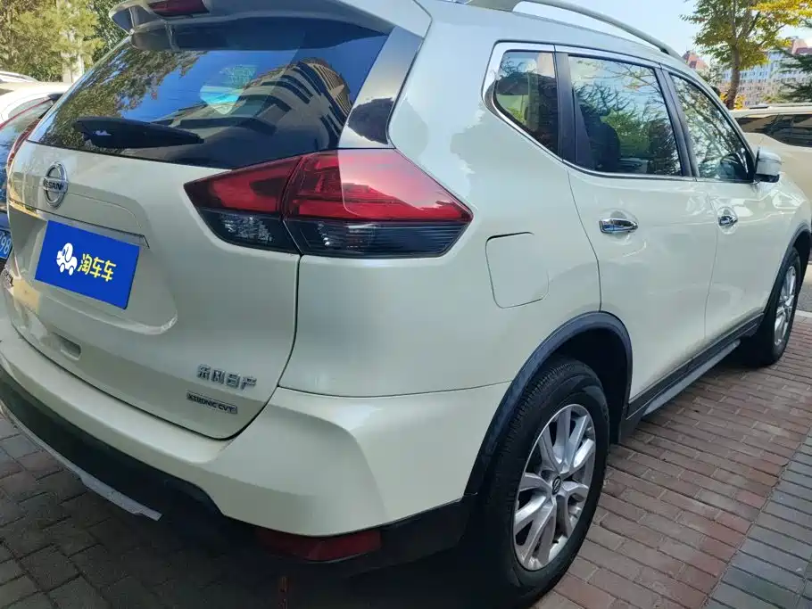 Nissan X-Trail — миниатюра 3