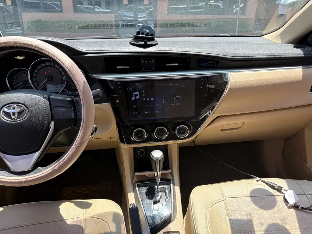 Toyota Corolla — миниатюра 11