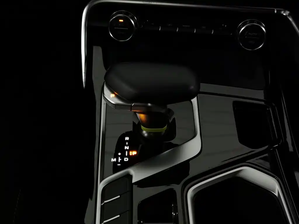 Geely Xingyue S — миниатюра 13