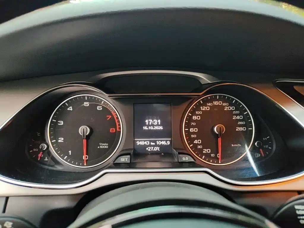 Audi A4L — миниатюра 12