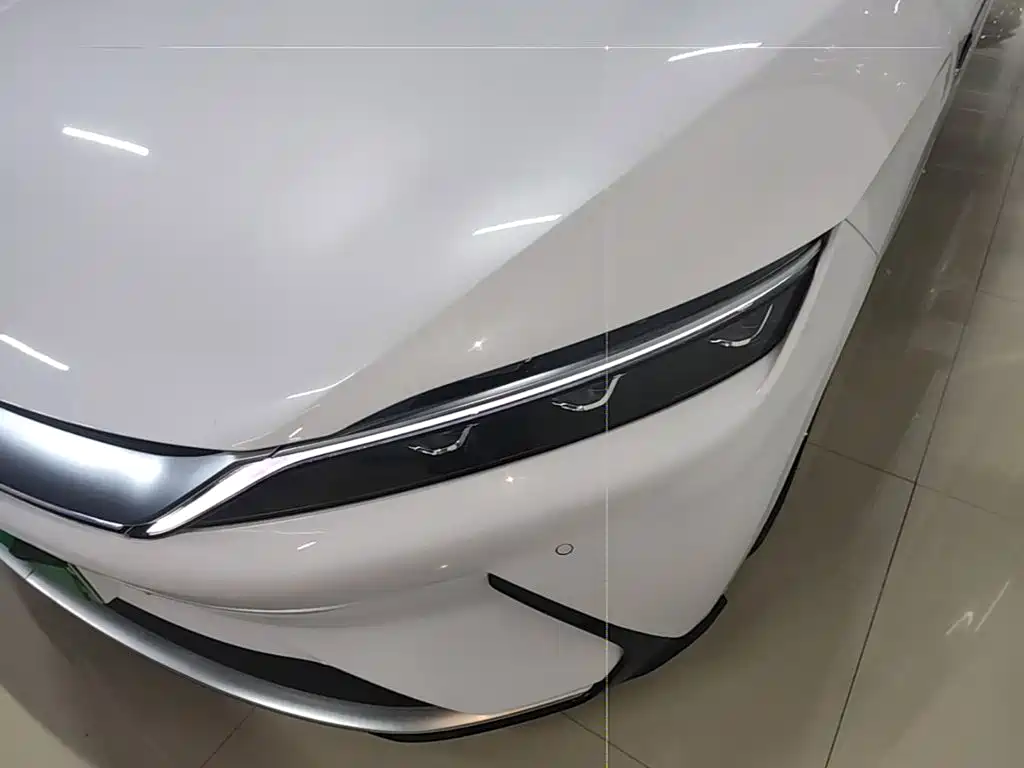 BYD Han — миниатюра 24