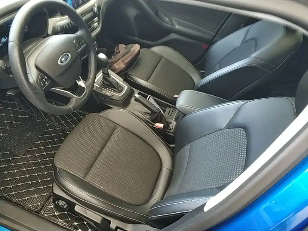 Ford Focus — миниатюра 15