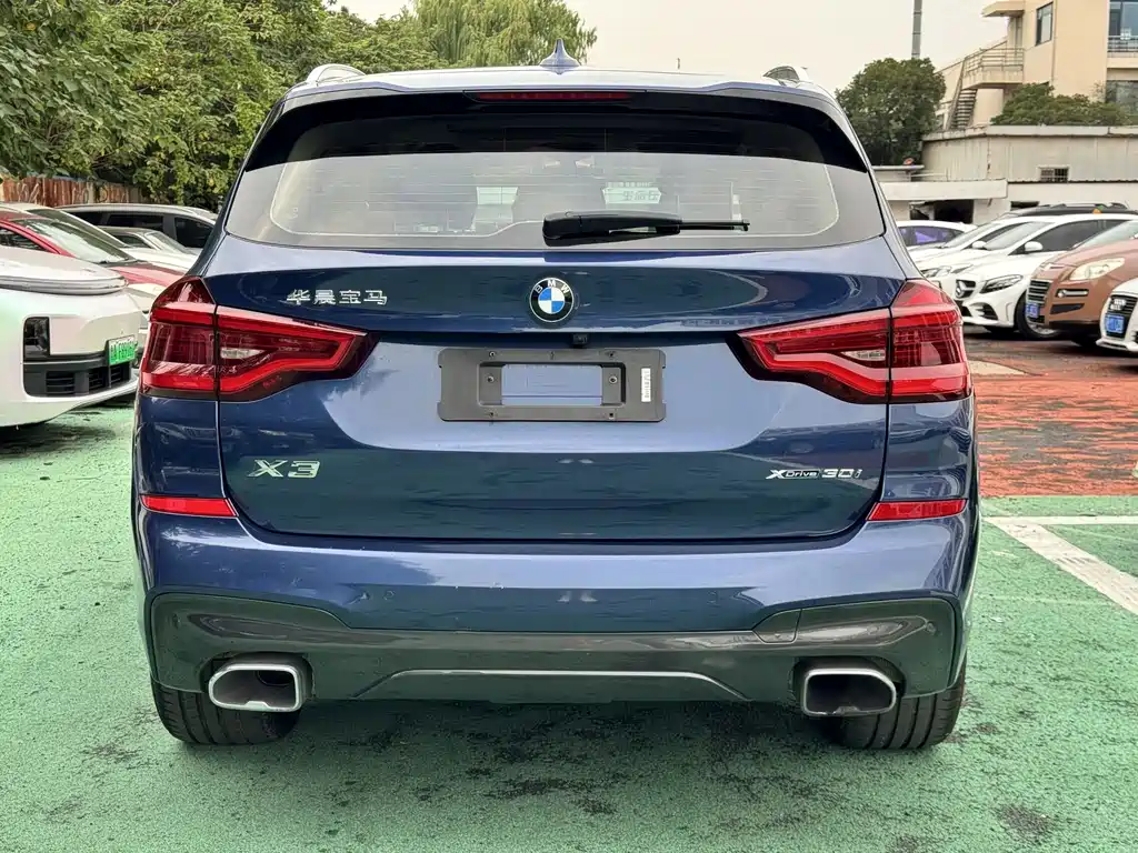 BMW X3 — миниатюра 9
