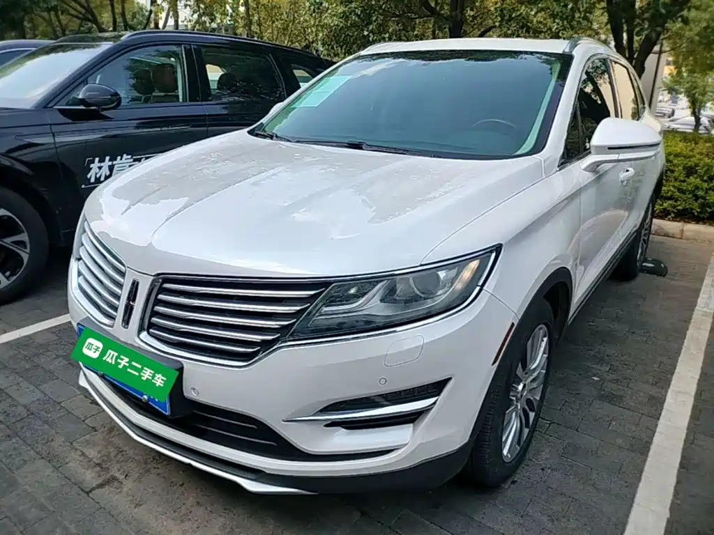 Lincoln MKC — миниатюра 2