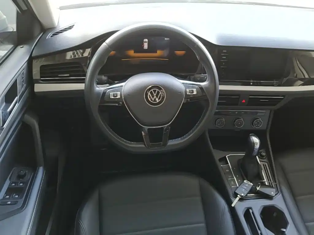 Volkswagen Lavida — миниатюра 11