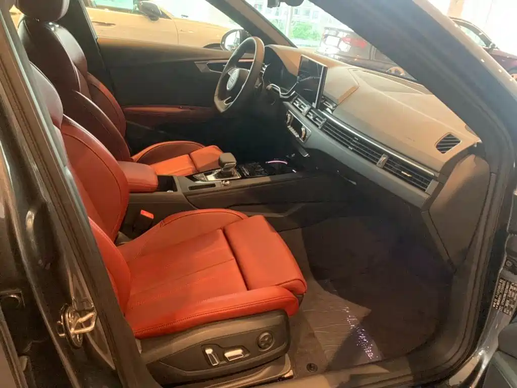 Audi A4L — миниатюра 7