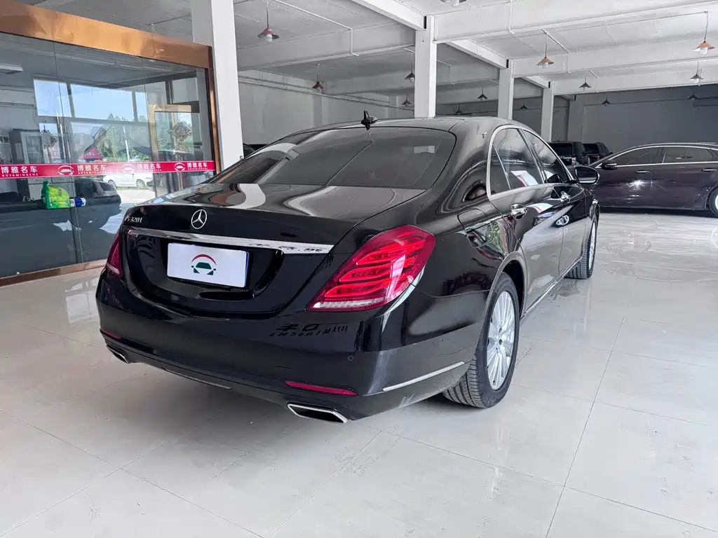 Mercedes-Benz S-Class — миниатюра 6