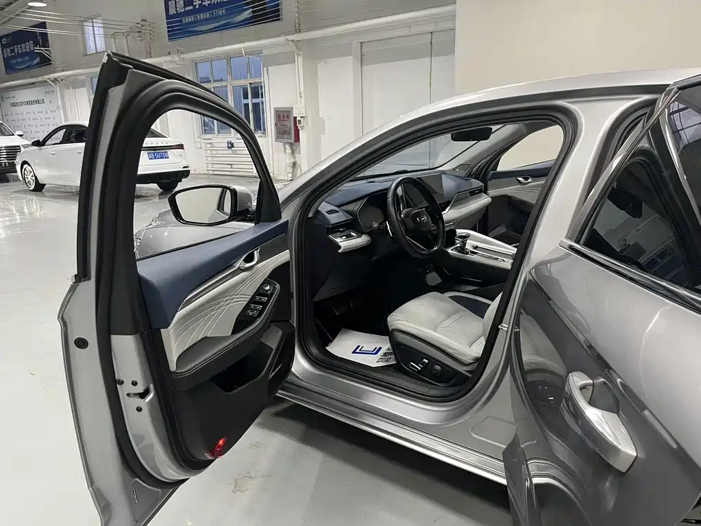 Geely Xingrui — миниатюра 10