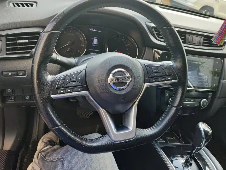 Nissan X-Trail — миниатюра 15
