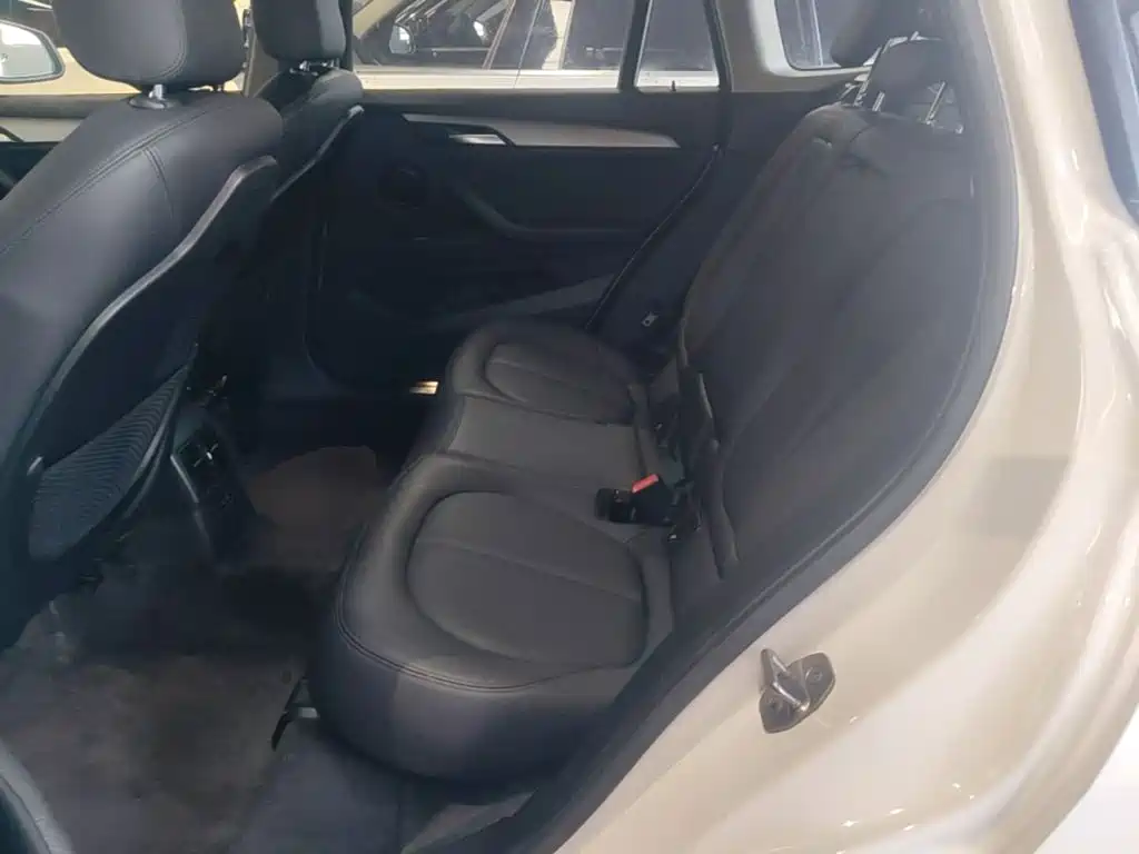BMW X1 — миниатюра 17