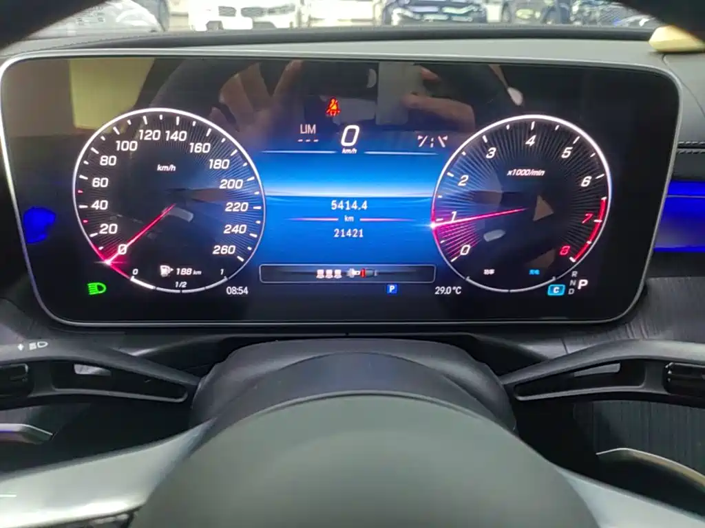Mercedes-Benz C-Class — миниатюра 12