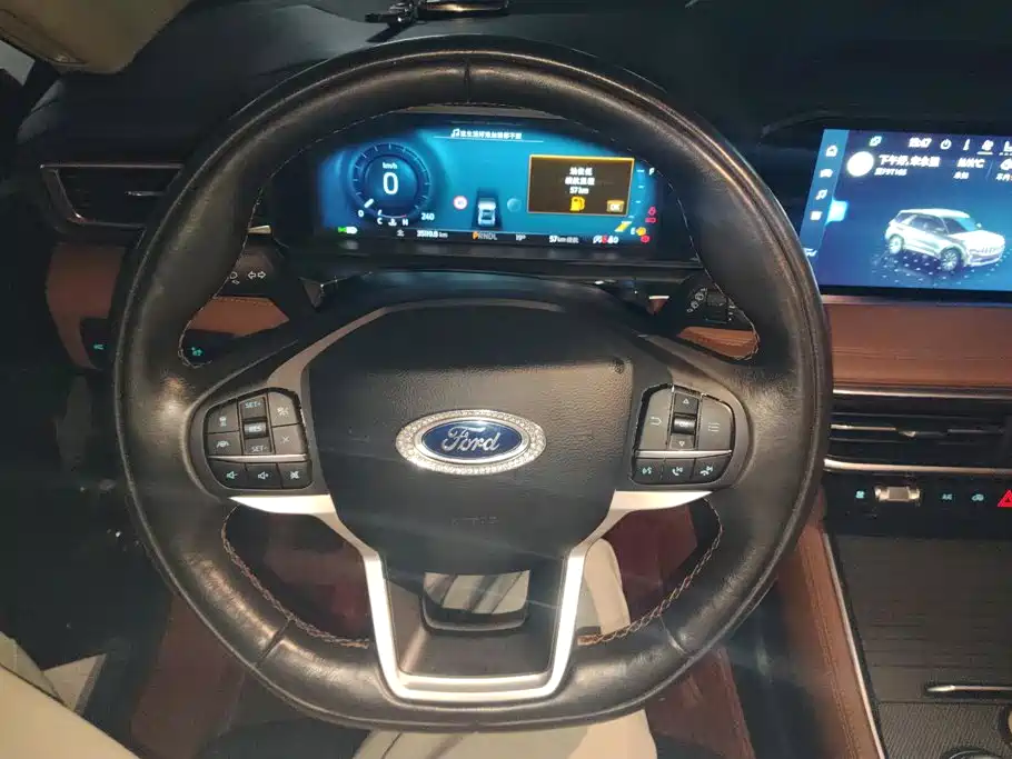 Ford Explorer — миниатюра 15