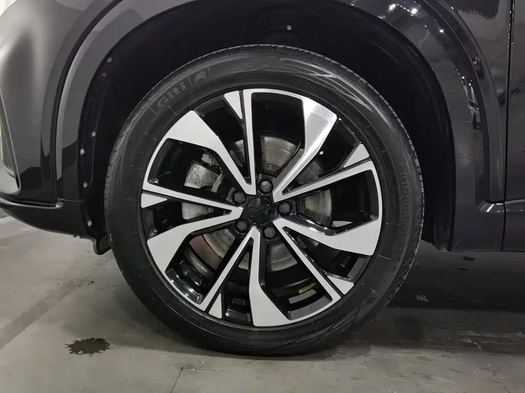 Geely Xingyue S — миниатюра 17