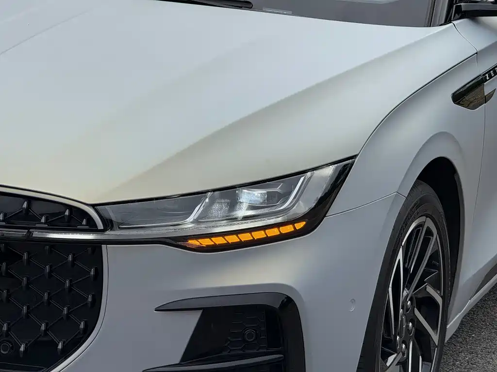 Lincoln Z — миниатюра 5