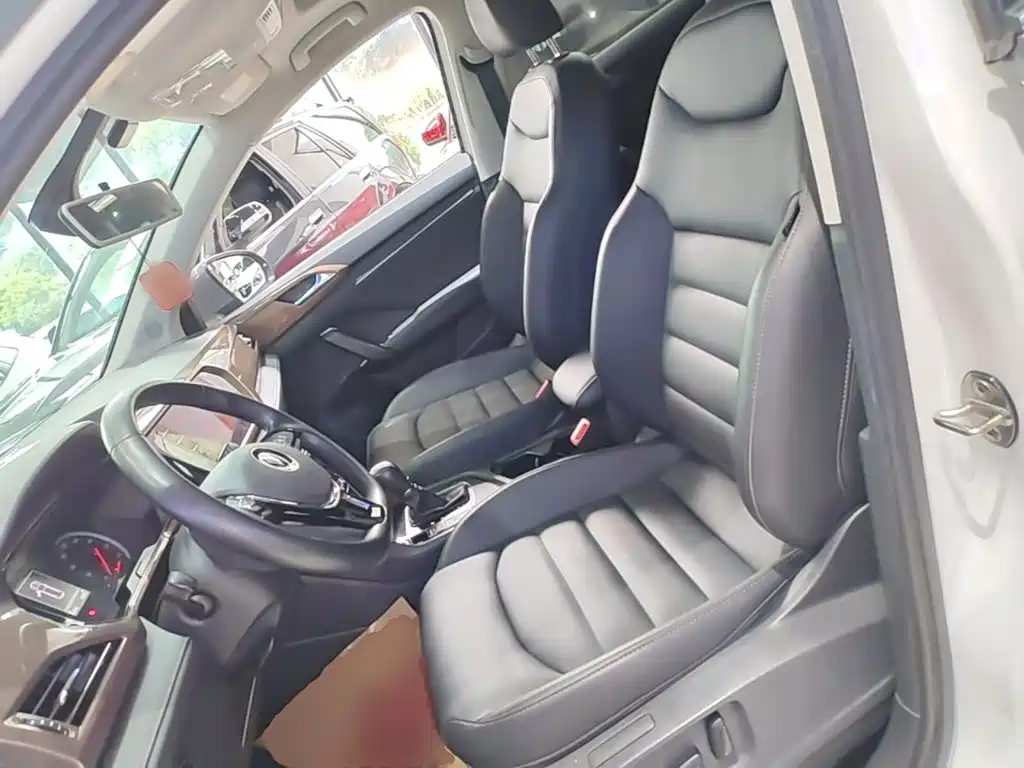 Volkswagen Tharu — миниатюра 15