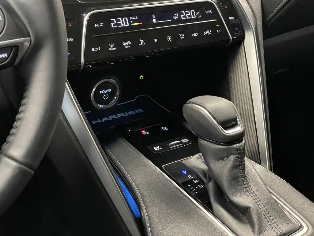 Toyota Harrier Hybrid 2.5L CVT 4WD Luxury Edition, фото 18