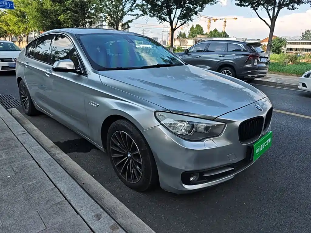 BMW 5 Series GT — миниатюра 4