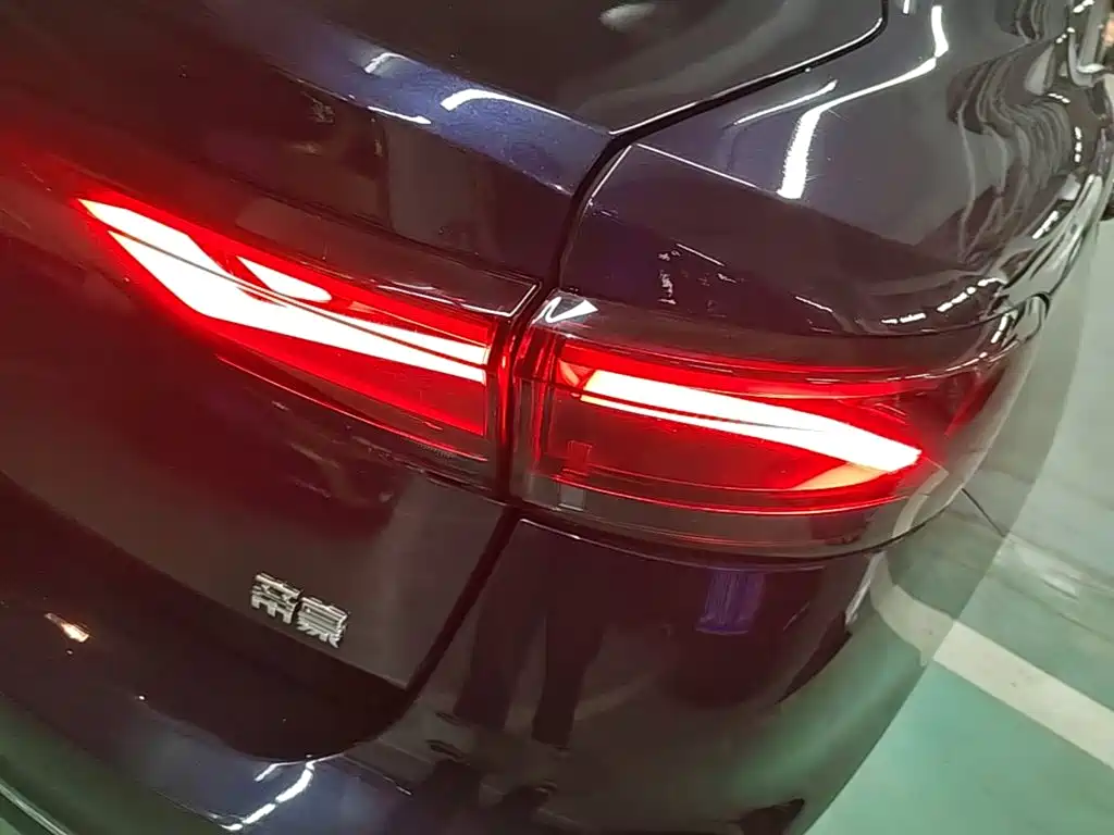 Geely Emgrand — миниатюра 8