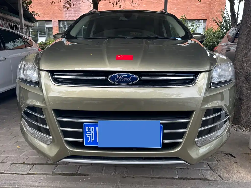 Ford Kuga — миниатюра 2