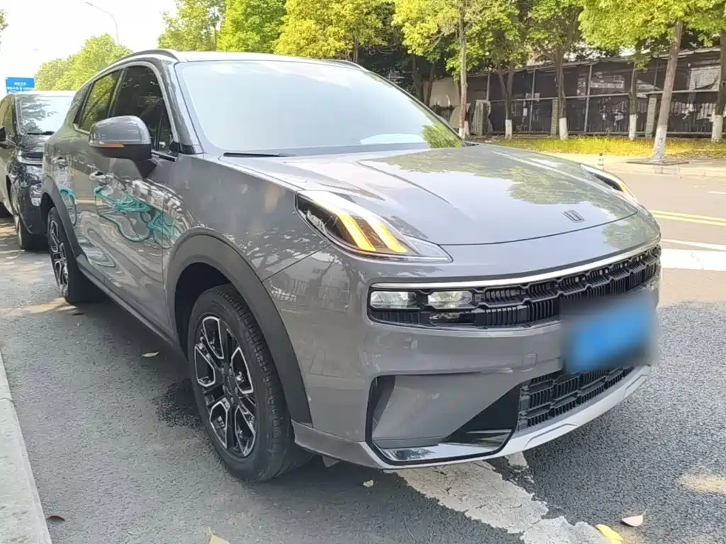 Lynk & Co 06 — миниатюра 4