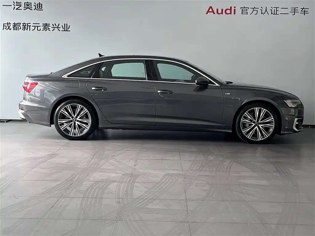 Audi A6L 2023 55 TFSI quattro Premium