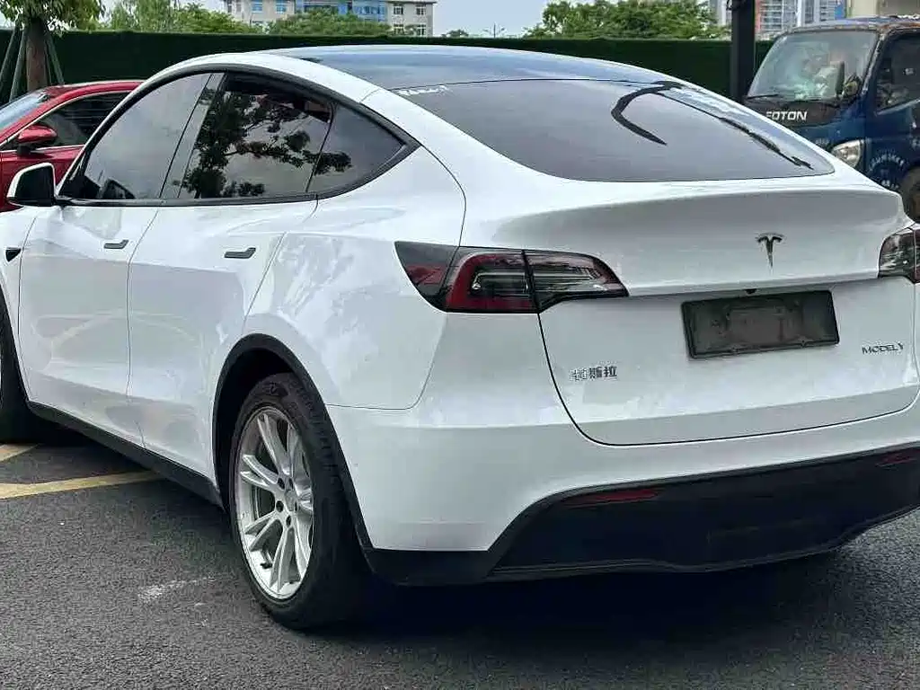 Tesla Model Y — фотографии объявления, Фото 10