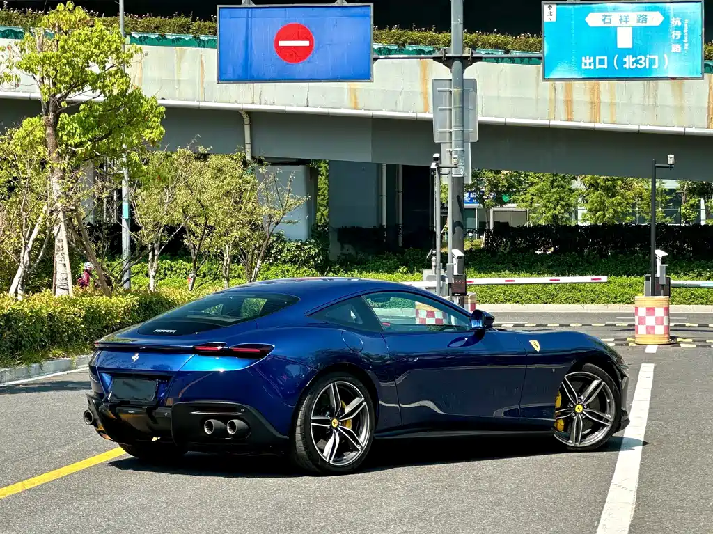 Ferrari Roma — миниатюра 7