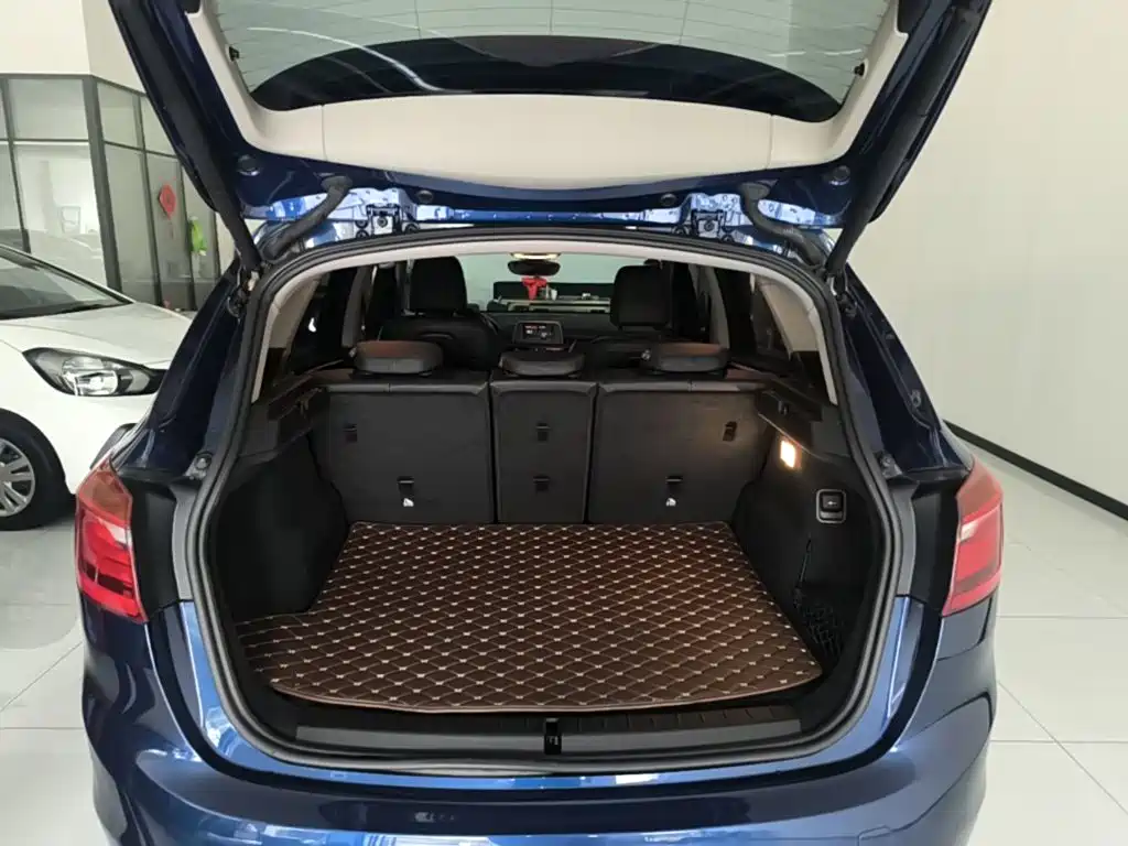 BMW 2 Series Active Tourer — миниатюра 19