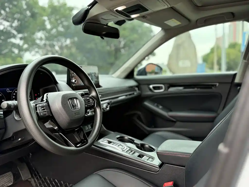 Honda Civic — миниатюра 21
