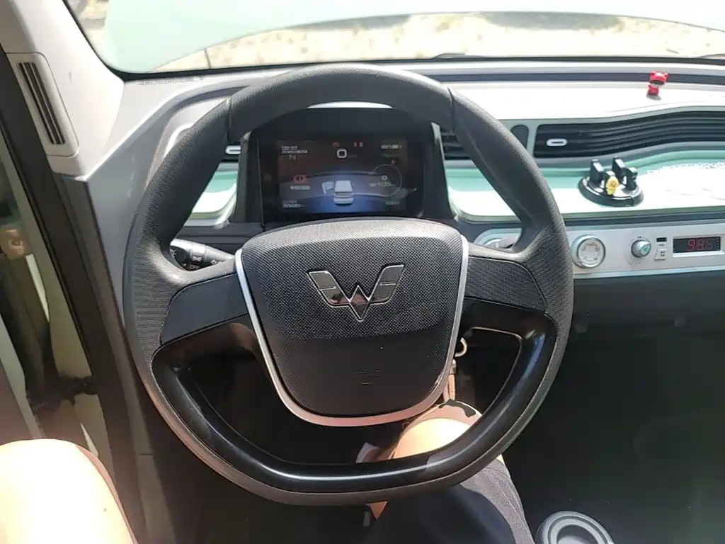 Wuling MINIEV — миниатюра 11