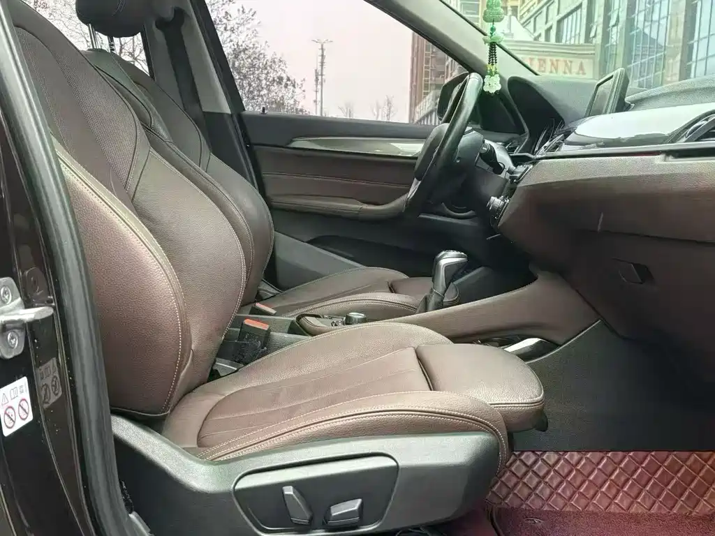 BMW X1 — миниатюра 6